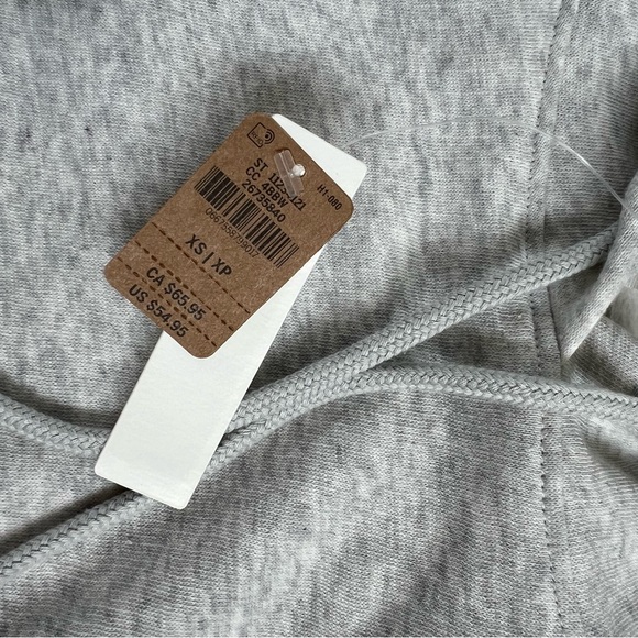 NWT Victoria’s Secret Pink cropped rhinestone hoodie - Picture 3 of 6